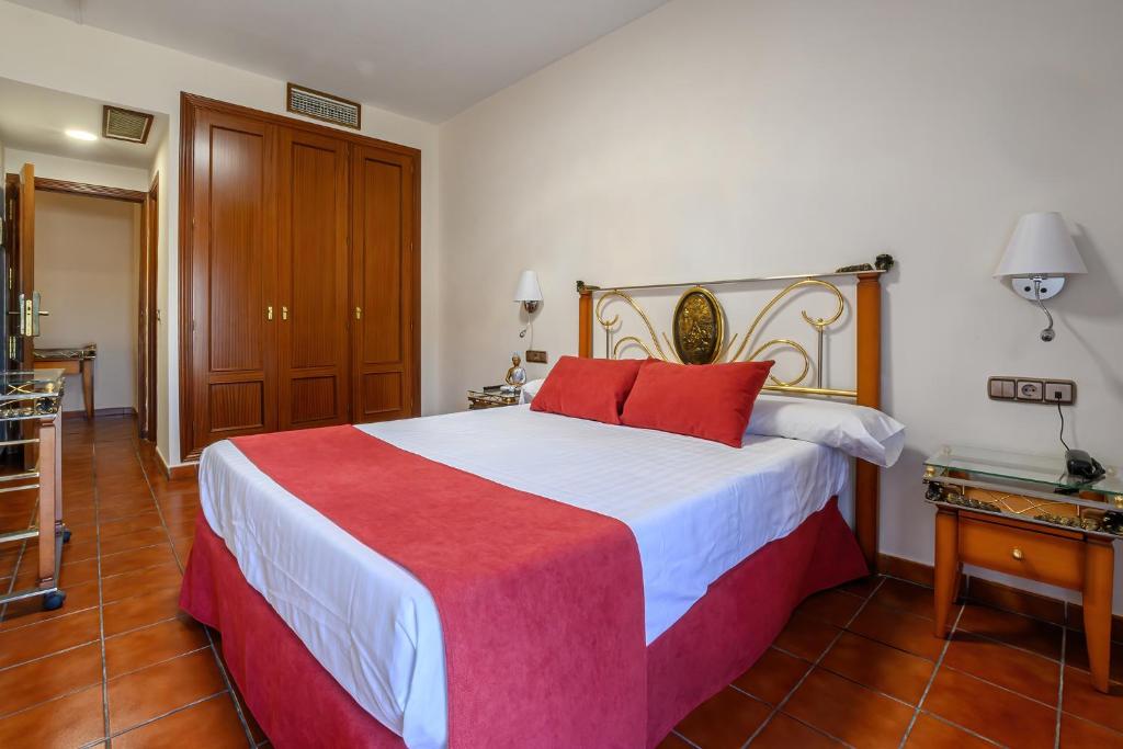 HOTEL H28 CAMAS