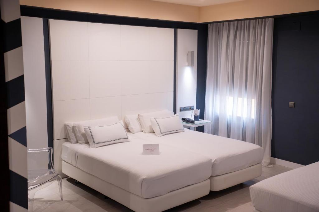 HOTEL MÁLAGA NOSTRUM
